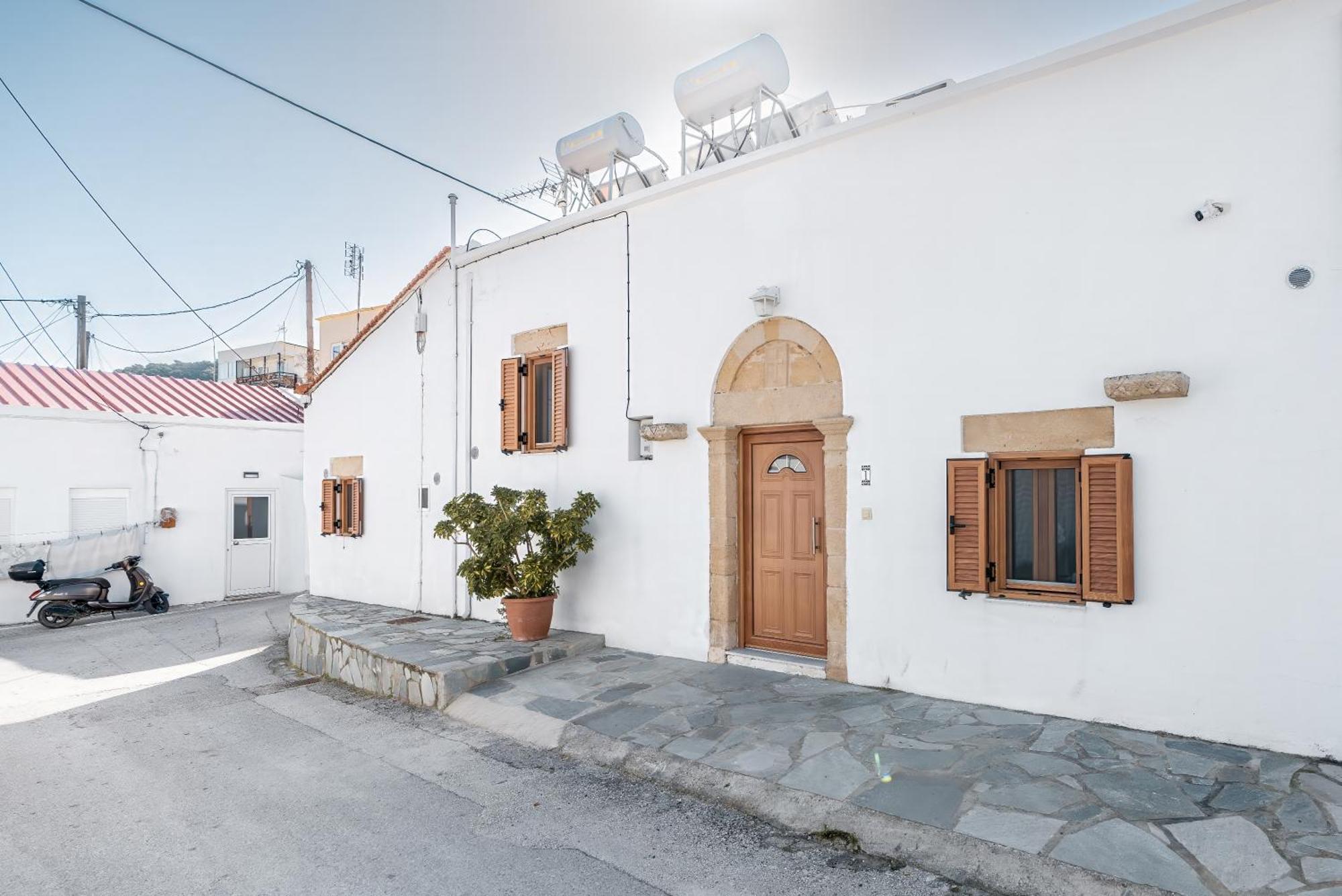 Amalia'S Traditional Home In Paradisi 페러데이션 외부 사진